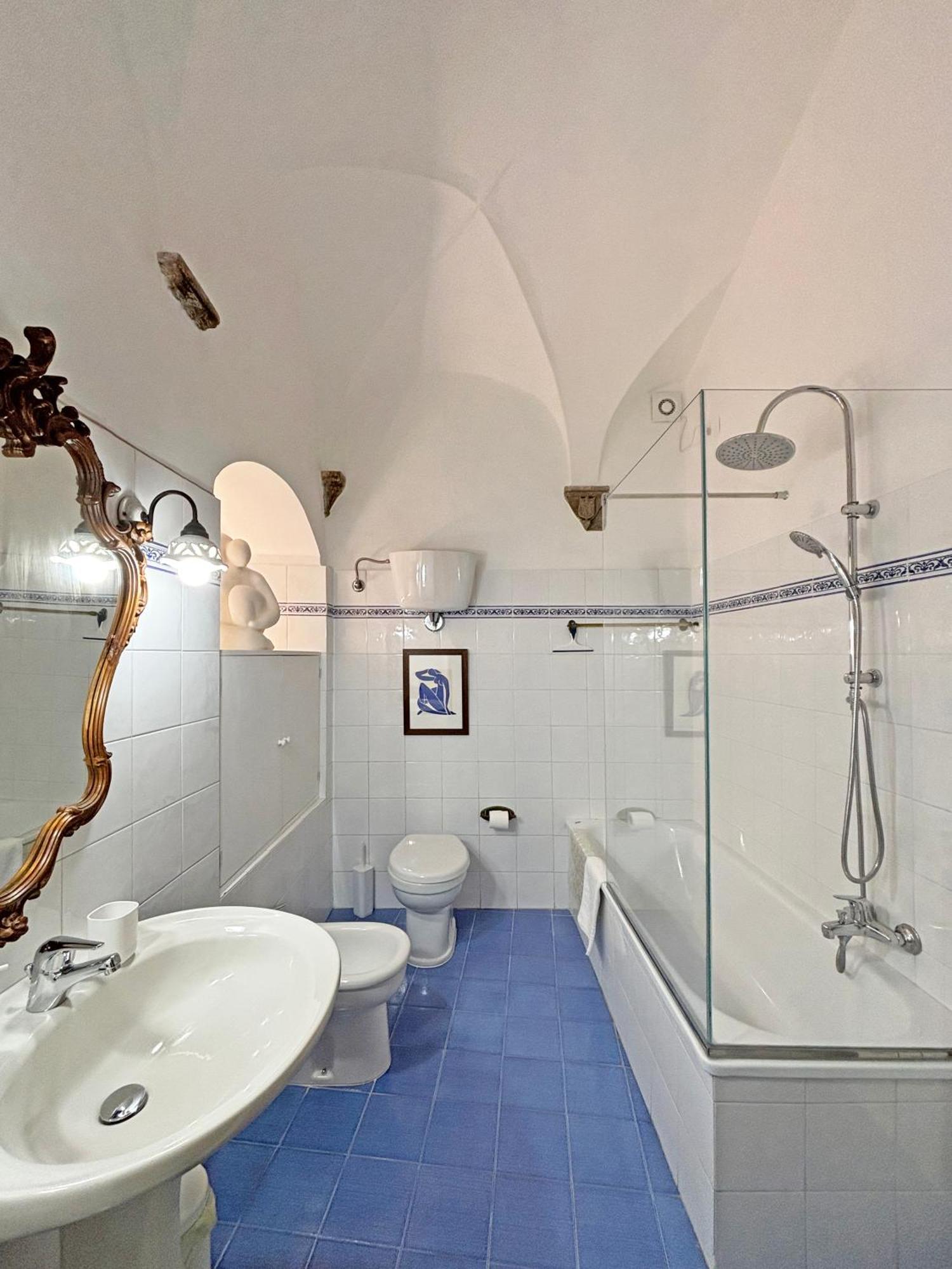 La Loggia Di Portica Residenza Storica Nel Centro Di Assisi Exterior foto