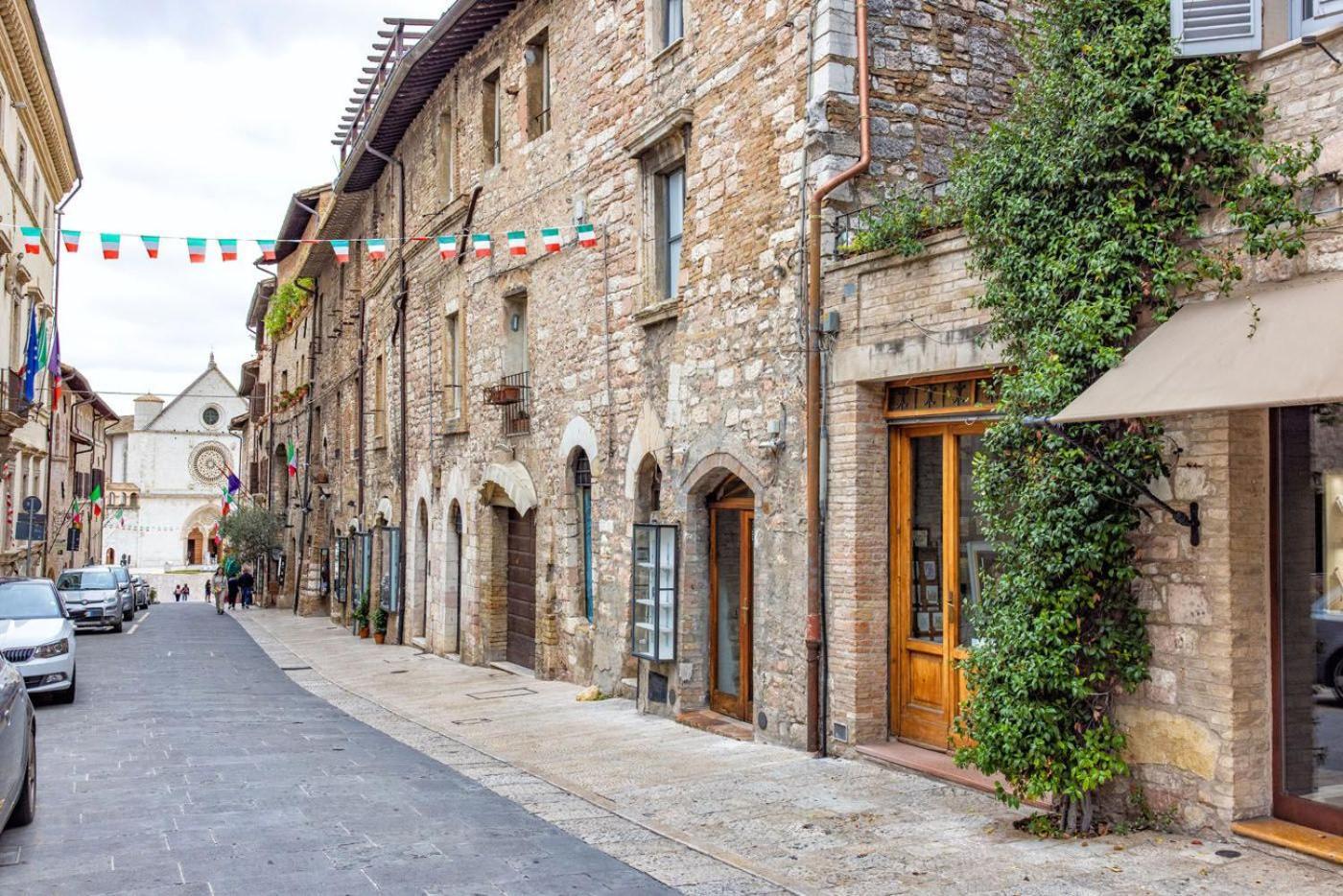 La Loggia Di Portica Residenza Storica Nel Centro Di Assisi Exterior foto